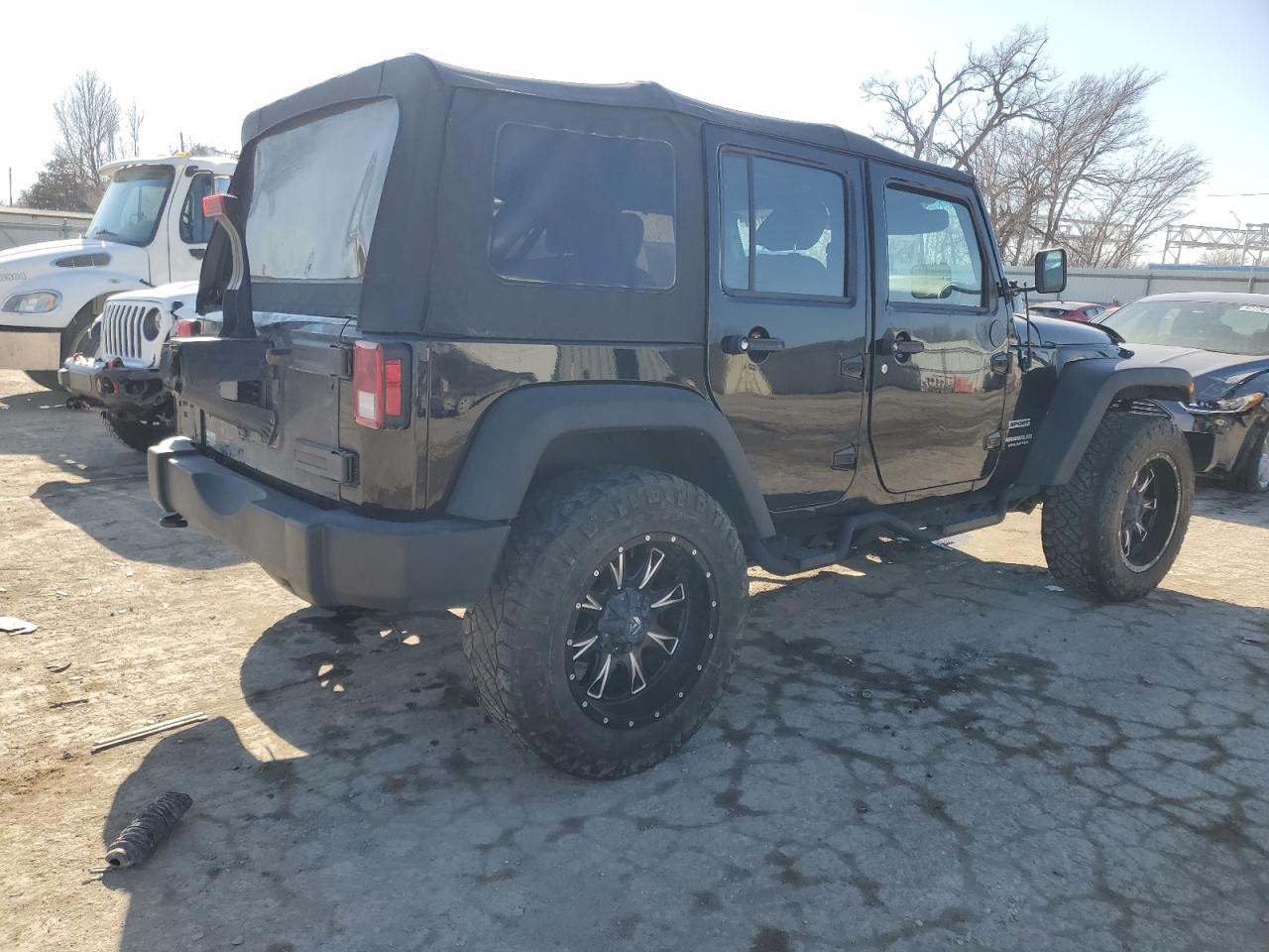 2017 Jeep Wrangler - Image 3