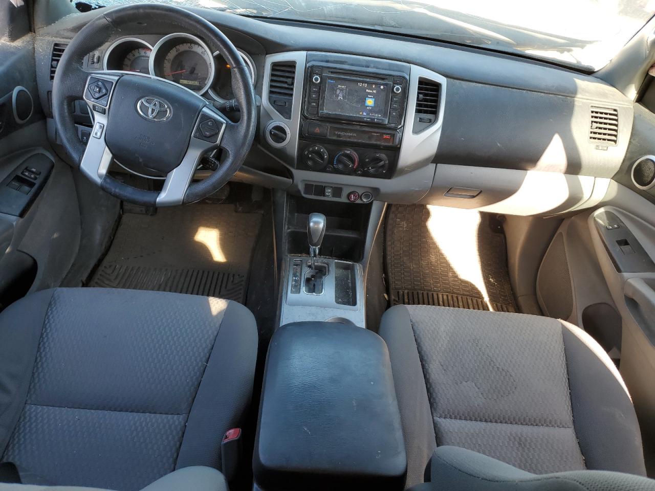 2015 Toyota Tacoma - Image 8
