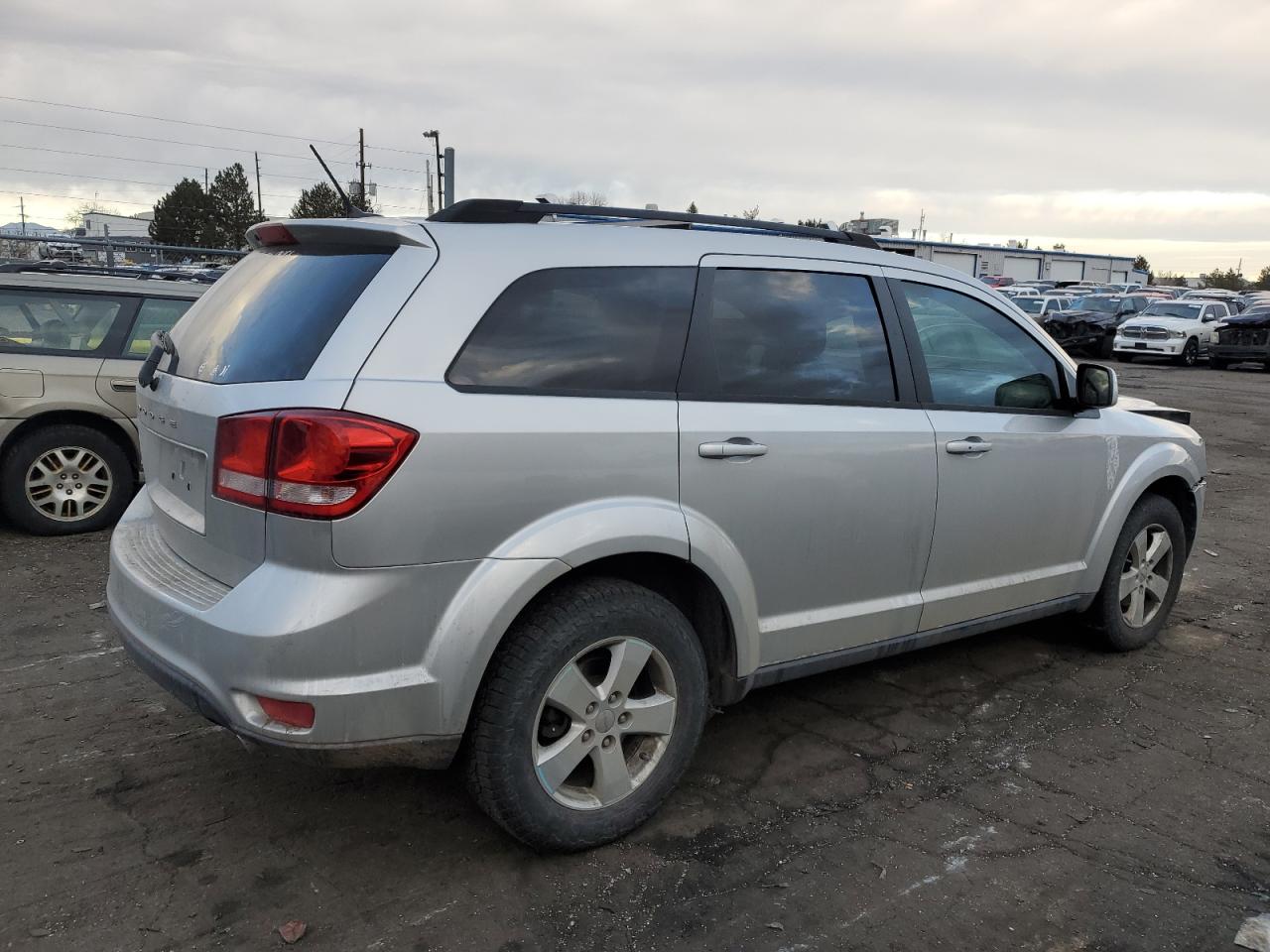 2012 Dodge Journey - Image 3