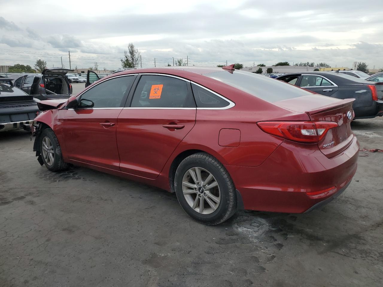 2015 Hyundai Sonata - Image 2