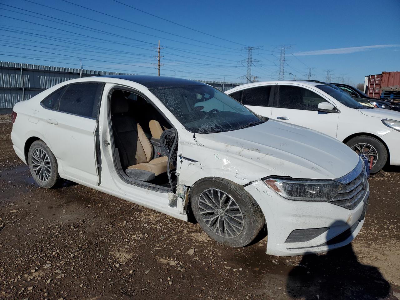 2019 Volkswagen Jetta - Image 4