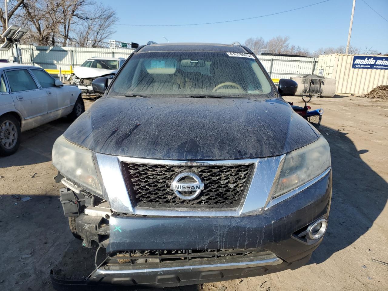 2015 Nissan Pathfinder - Image 5