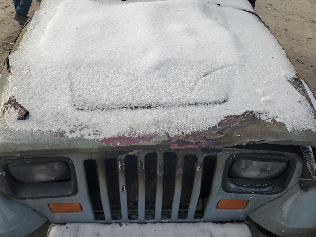 1990 Jeep Wrangler - Image 11