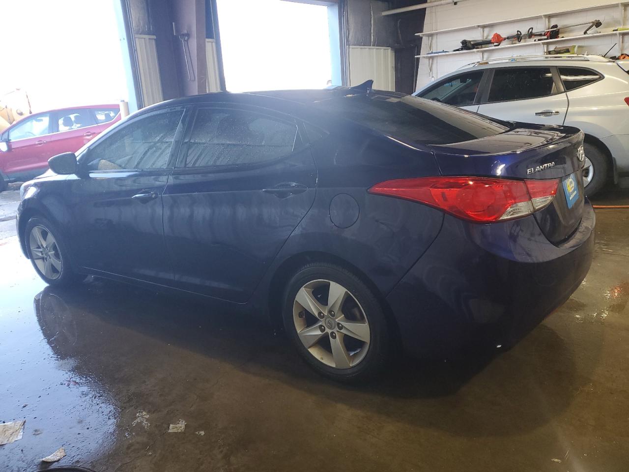 2012 Hyundai Elantra - Image 2