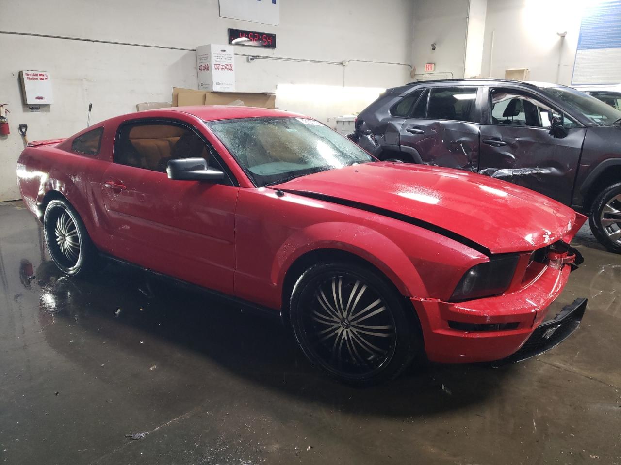 2008 Ford Mustang - Image 4