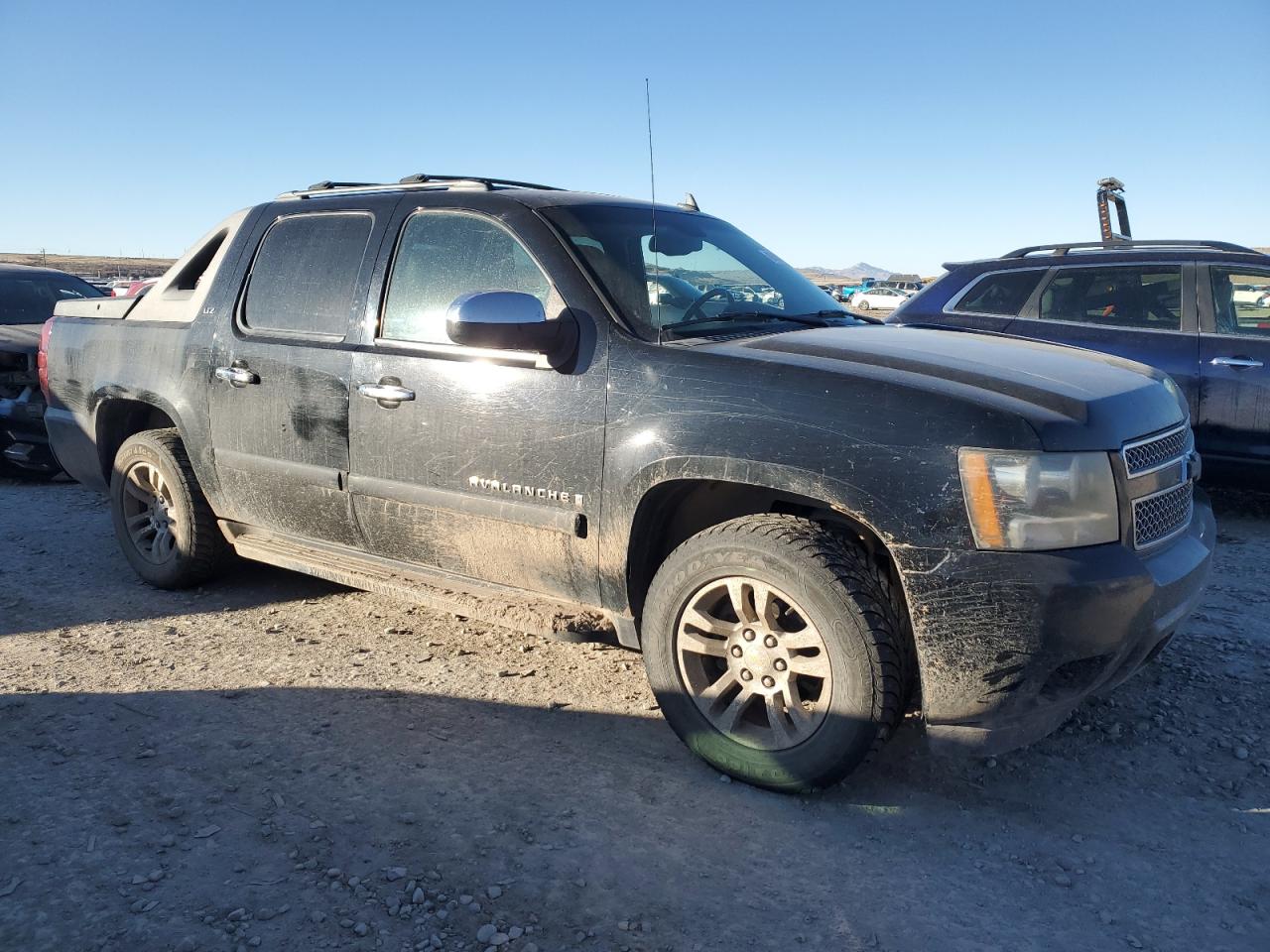 2008 Chevrolet Avalanche - Image 4