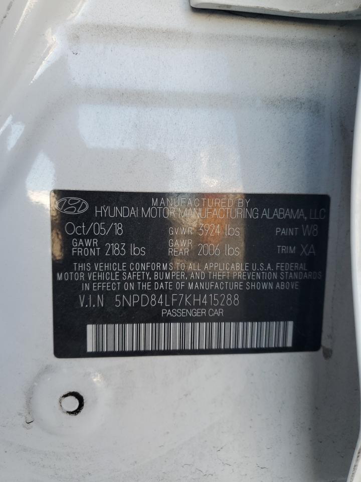 2019 Hyundai Elantra - Image 16