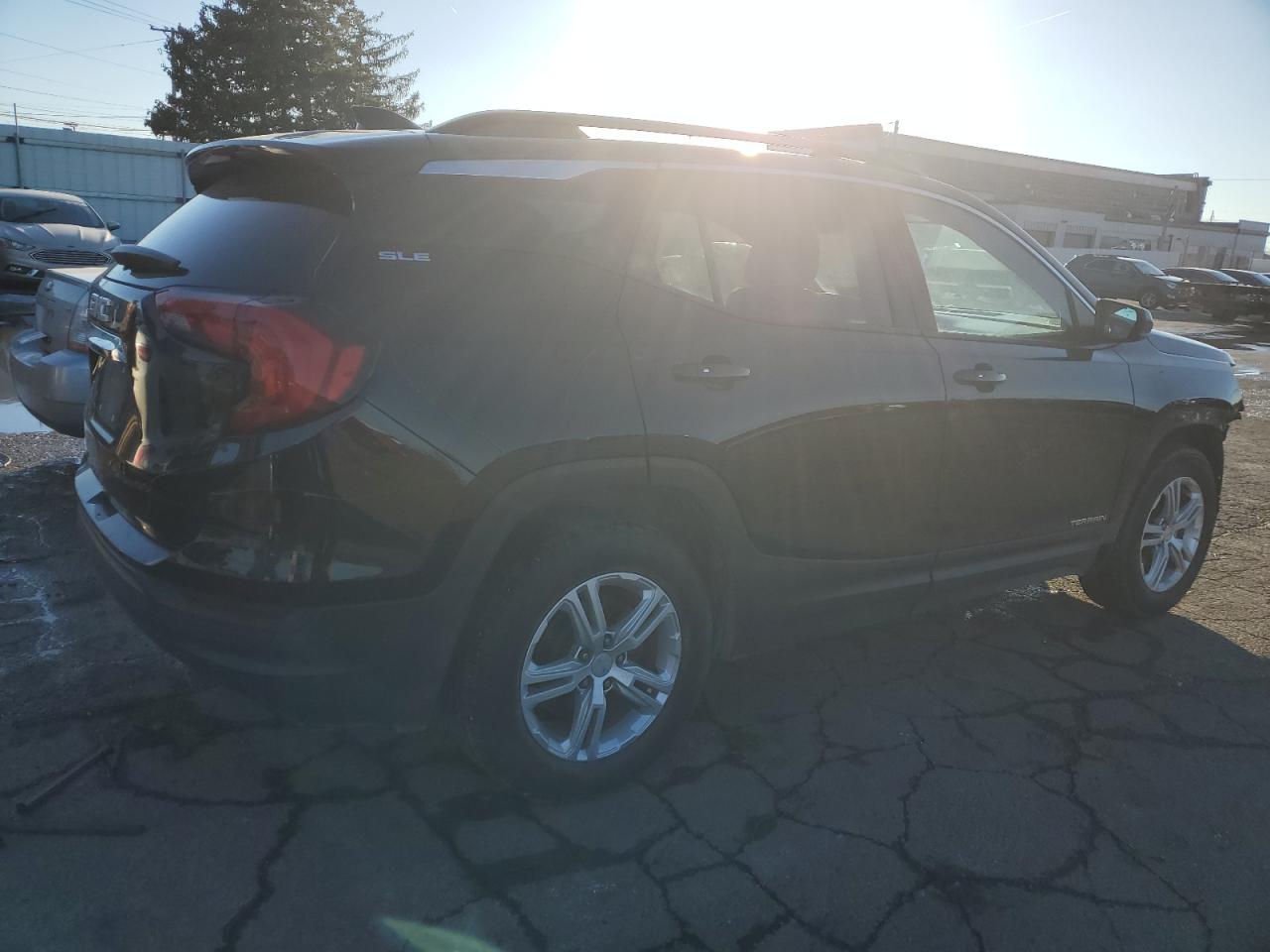 2018 GMC Terrain - Image 3
