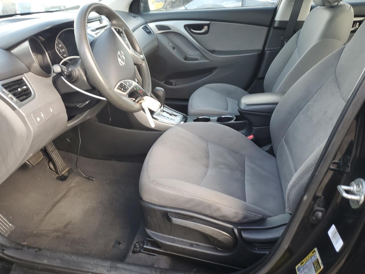 HYUNDAI ELANTRA 2012 VIN 5NPDH4AE6CH138371 фото 7