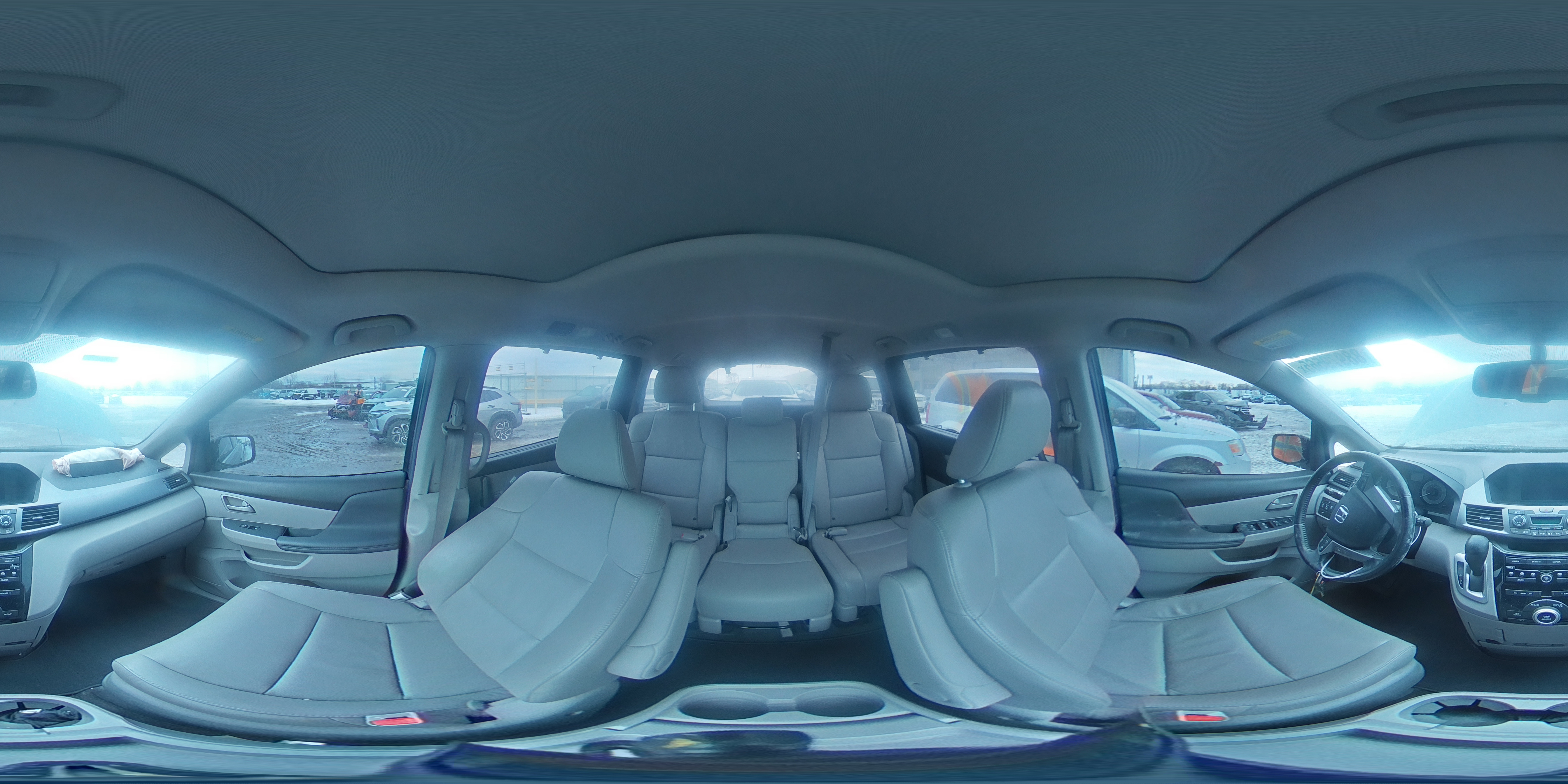 2013 Honda Odyssey - Image 13