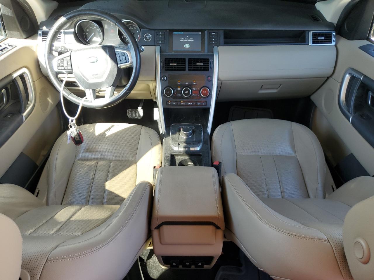 2017 Land Rover Discovery - Image 8