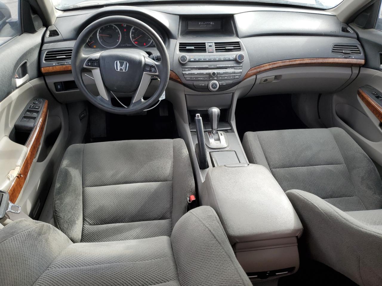 2012 Honda Accord - Image 8