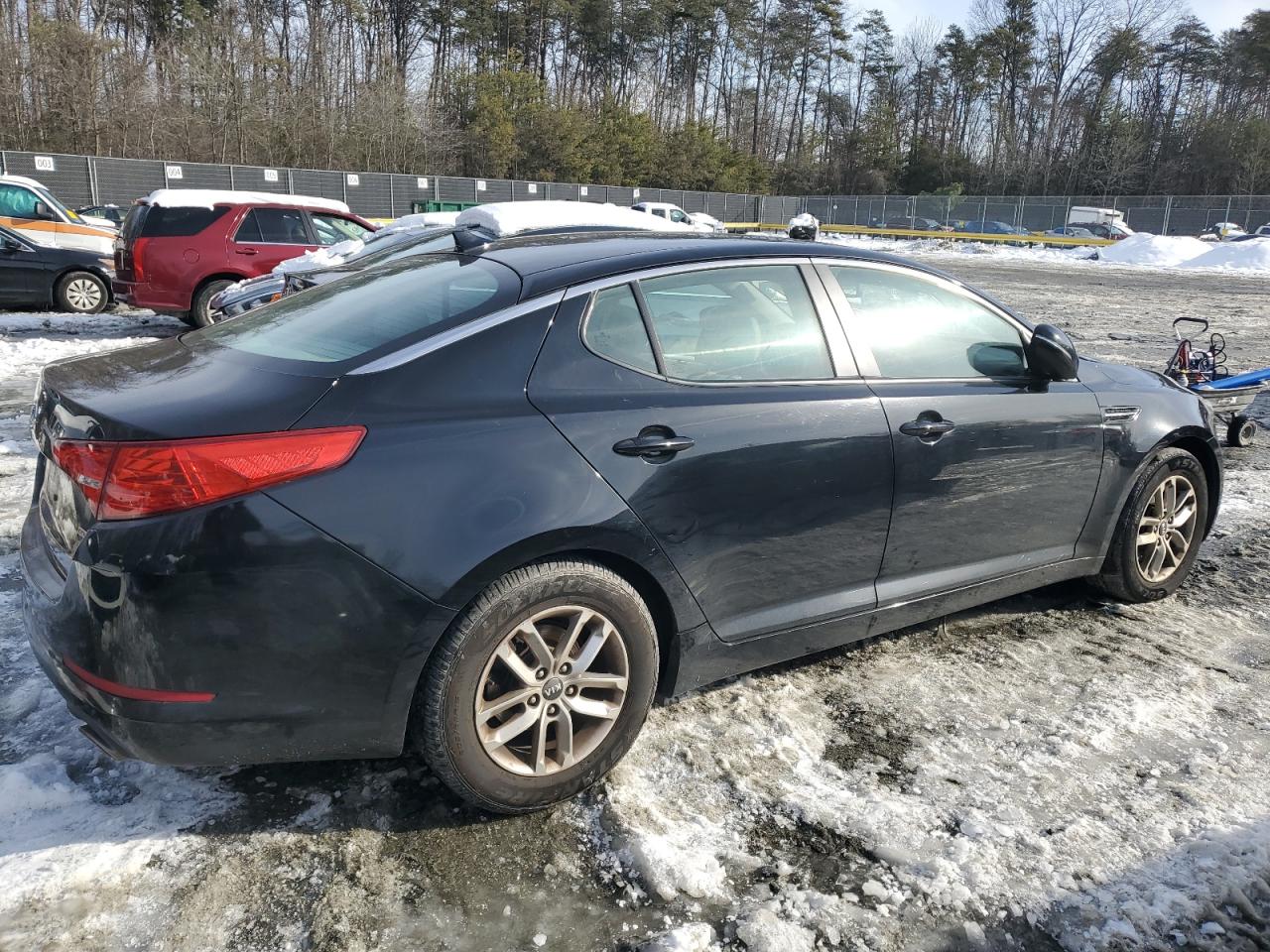 2011 Kia Optima - Image 3