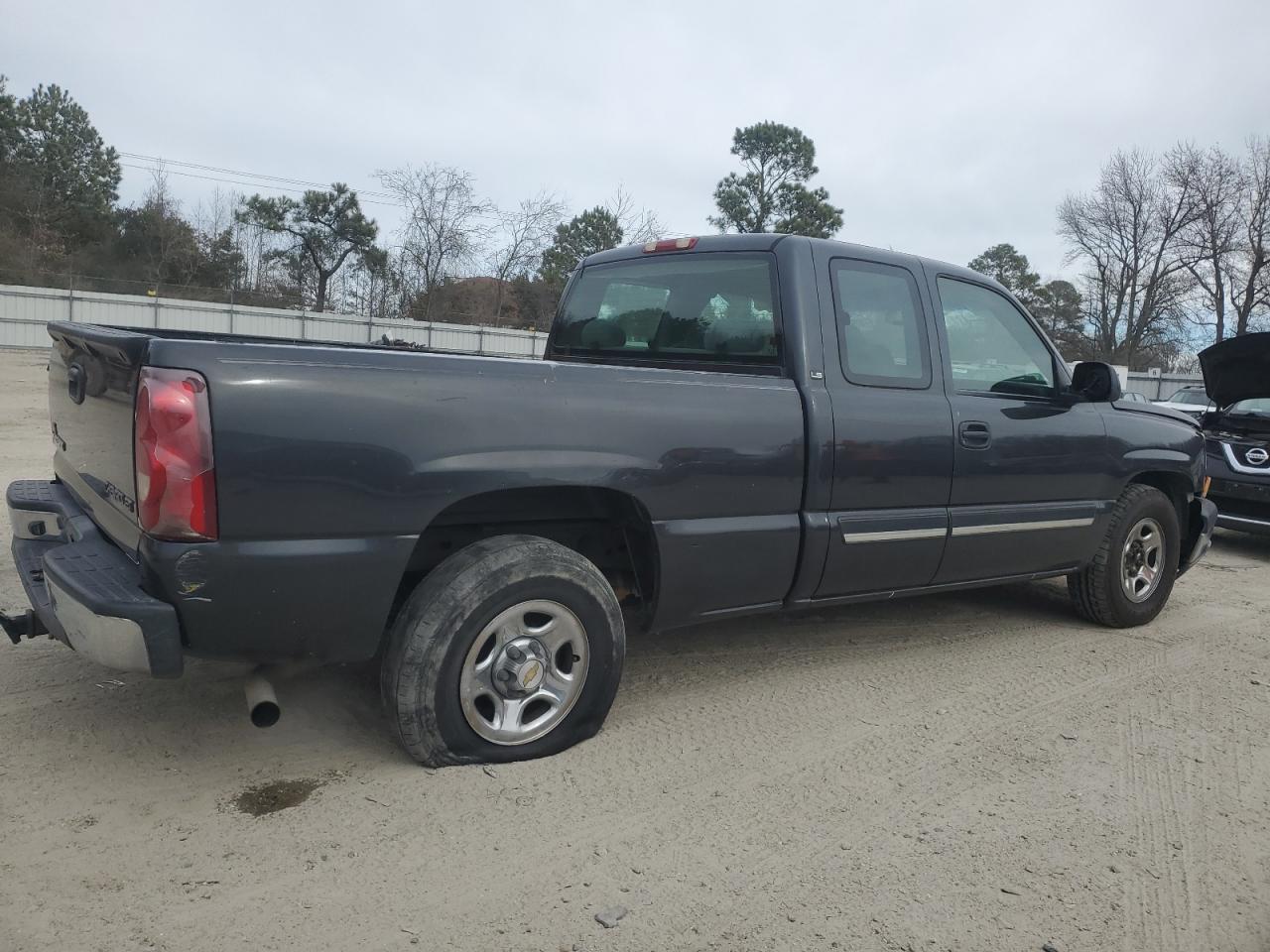2003 Chevrolet Silverado - Image 3