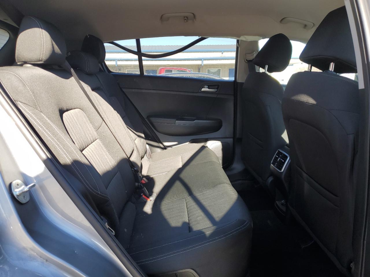 2022 Kia Sportage - Image 12