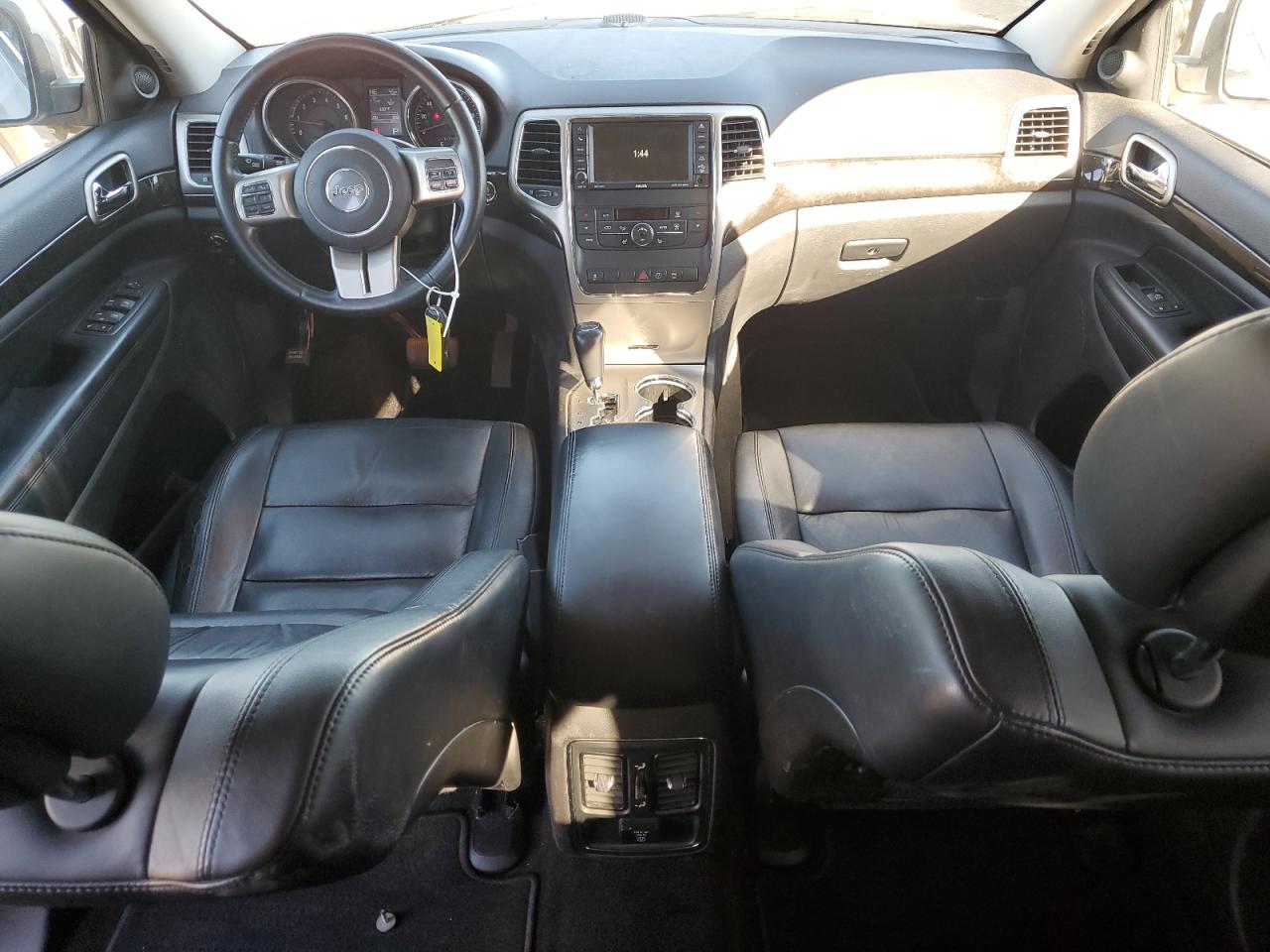 2013 Jeep Grand Cherokee - Image 8