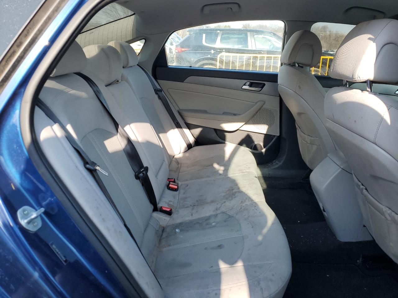 2015 Hyundai Sonata - Image 10