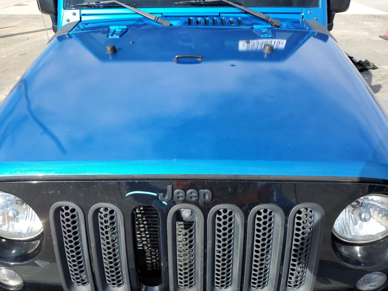 2016 Jeep Wrangler - Image 11