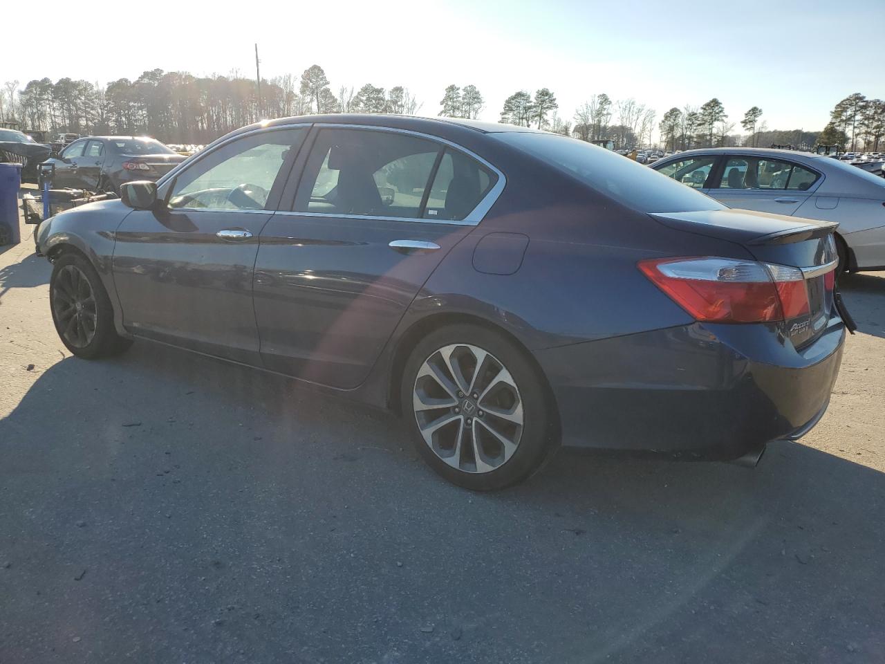 2015 Honda Accord - Image 2