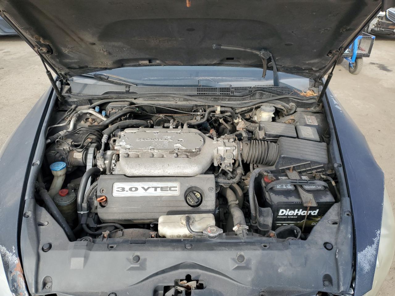 2005 Honda Accord - Image 11