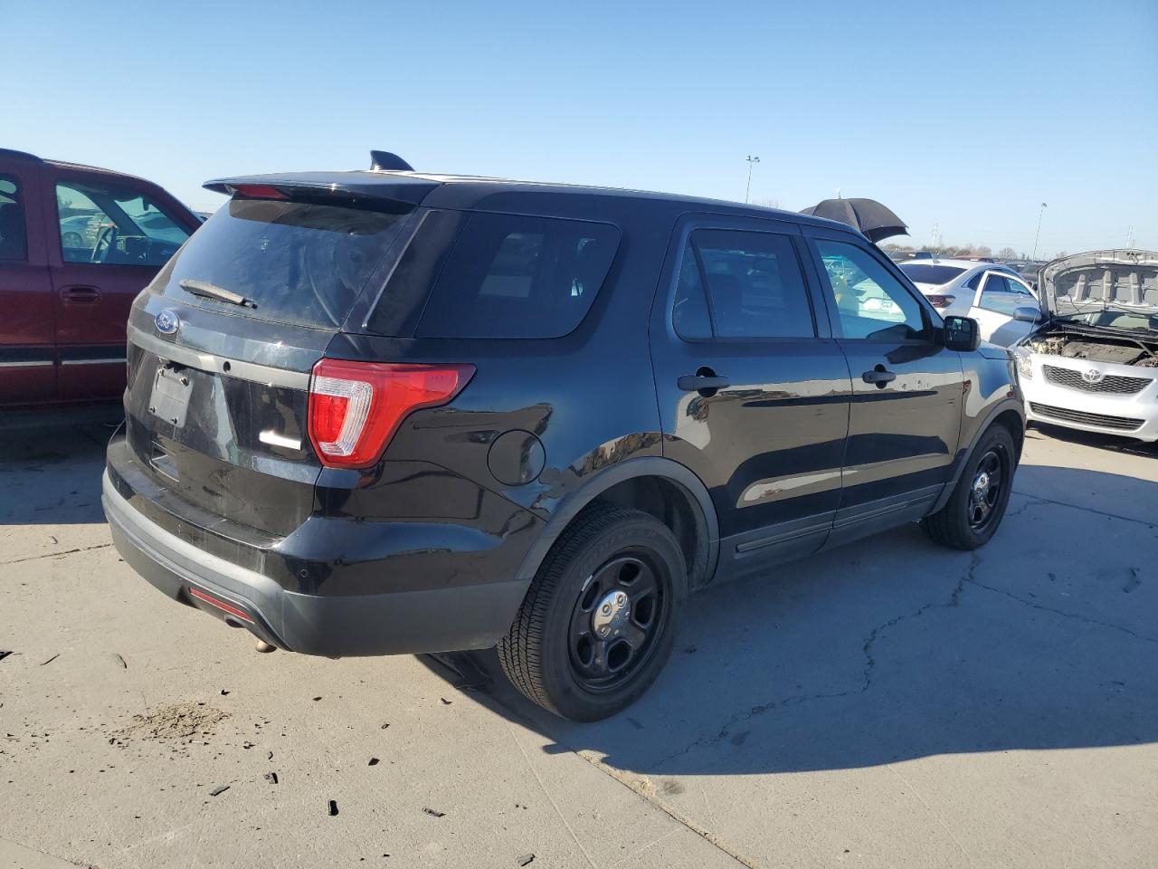 VIN 1FM5K8AT3GGC36758 2016 FORD EXPLORER no.3