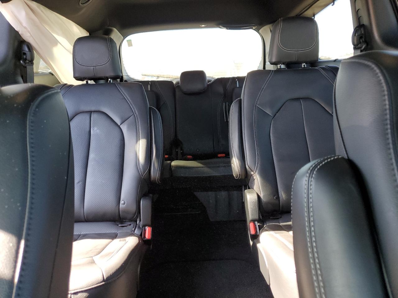 2020 Chrysler Pacifica - Image 10