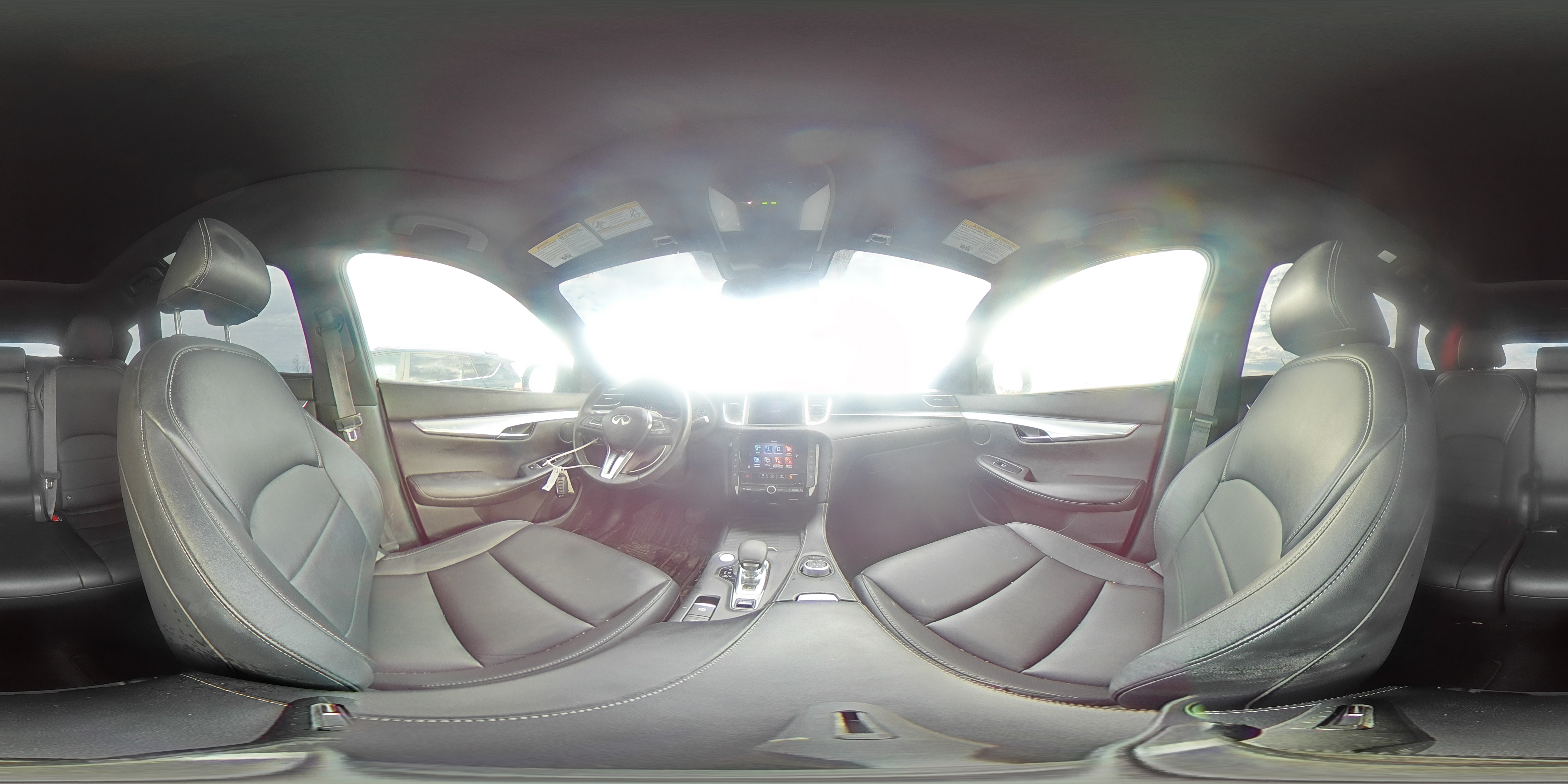 2021 Infiniti QX50 - Image 13