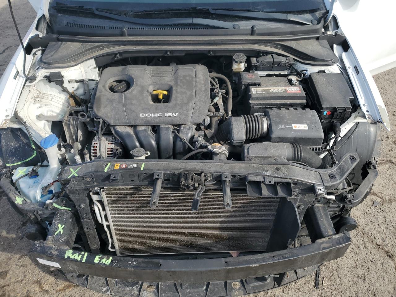 2018 Hyundai Elantra - Image 11
