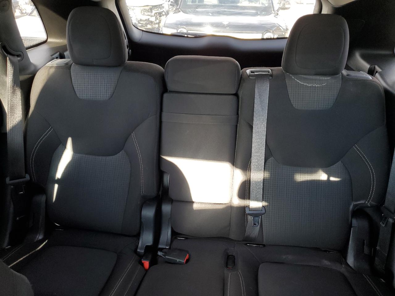 2016 Jeep Grand Cherokee - Image 10