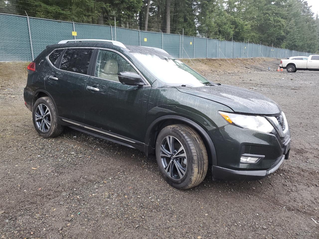2018 Nissan Rogue - Image 4