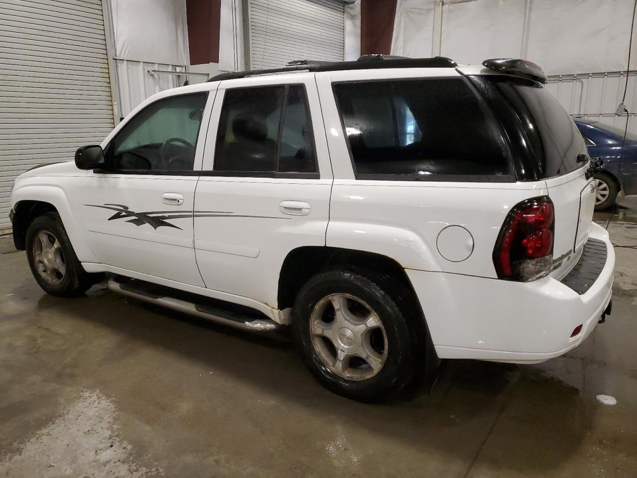 2006 Chevrolet TrailBlazer - Image 2