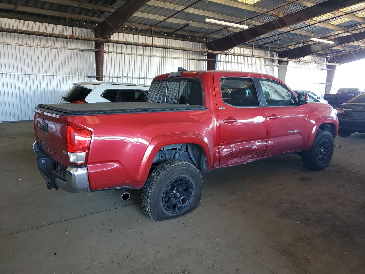 2016 Toyota Tacoma - Image 3