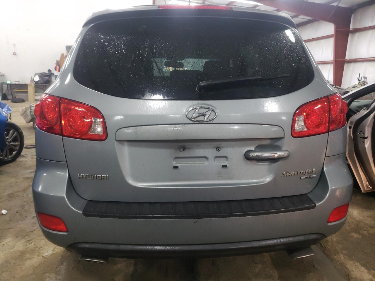 2009 Hyundai Santa Fe - Image 6