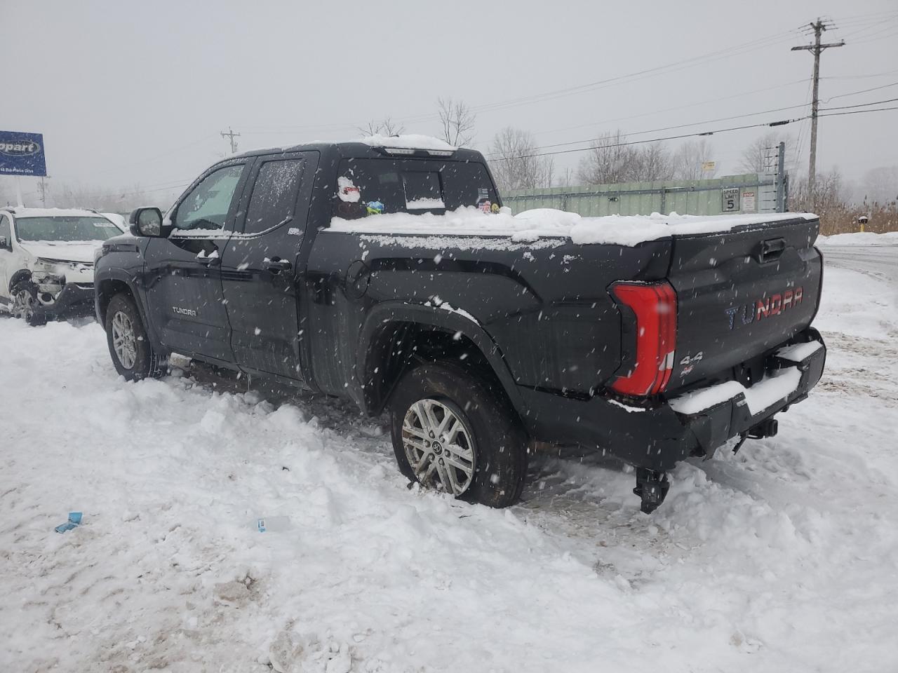 2022 Toyota Tundra - Image 2