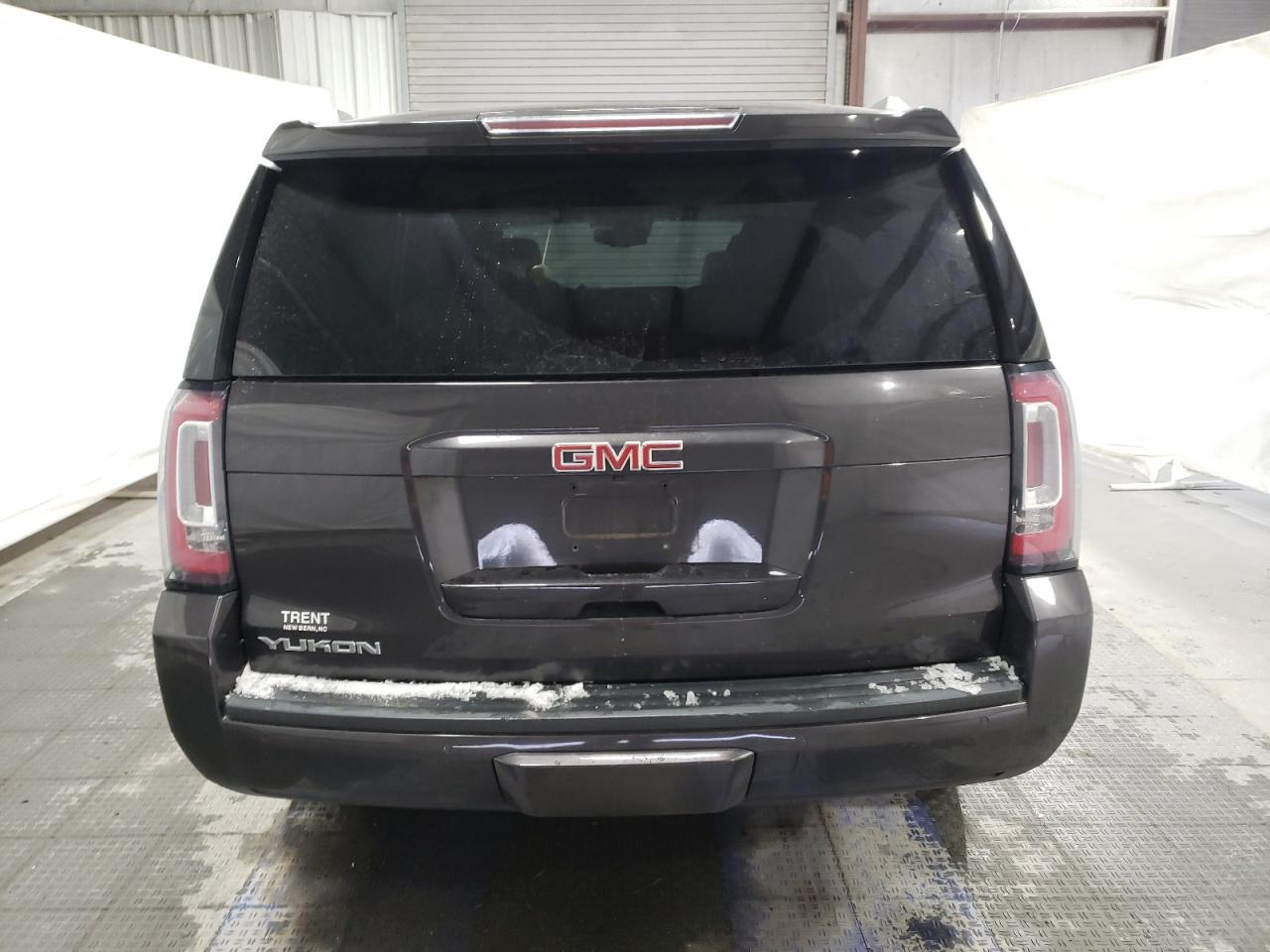 2018 GMC Yukon - Image 6