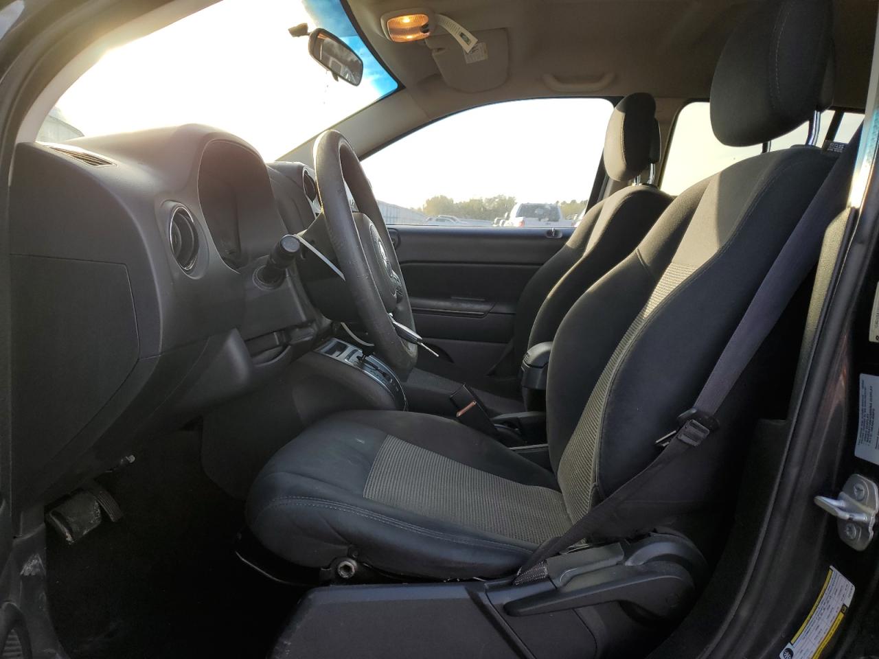 2015 Jeep Compass - Image 7