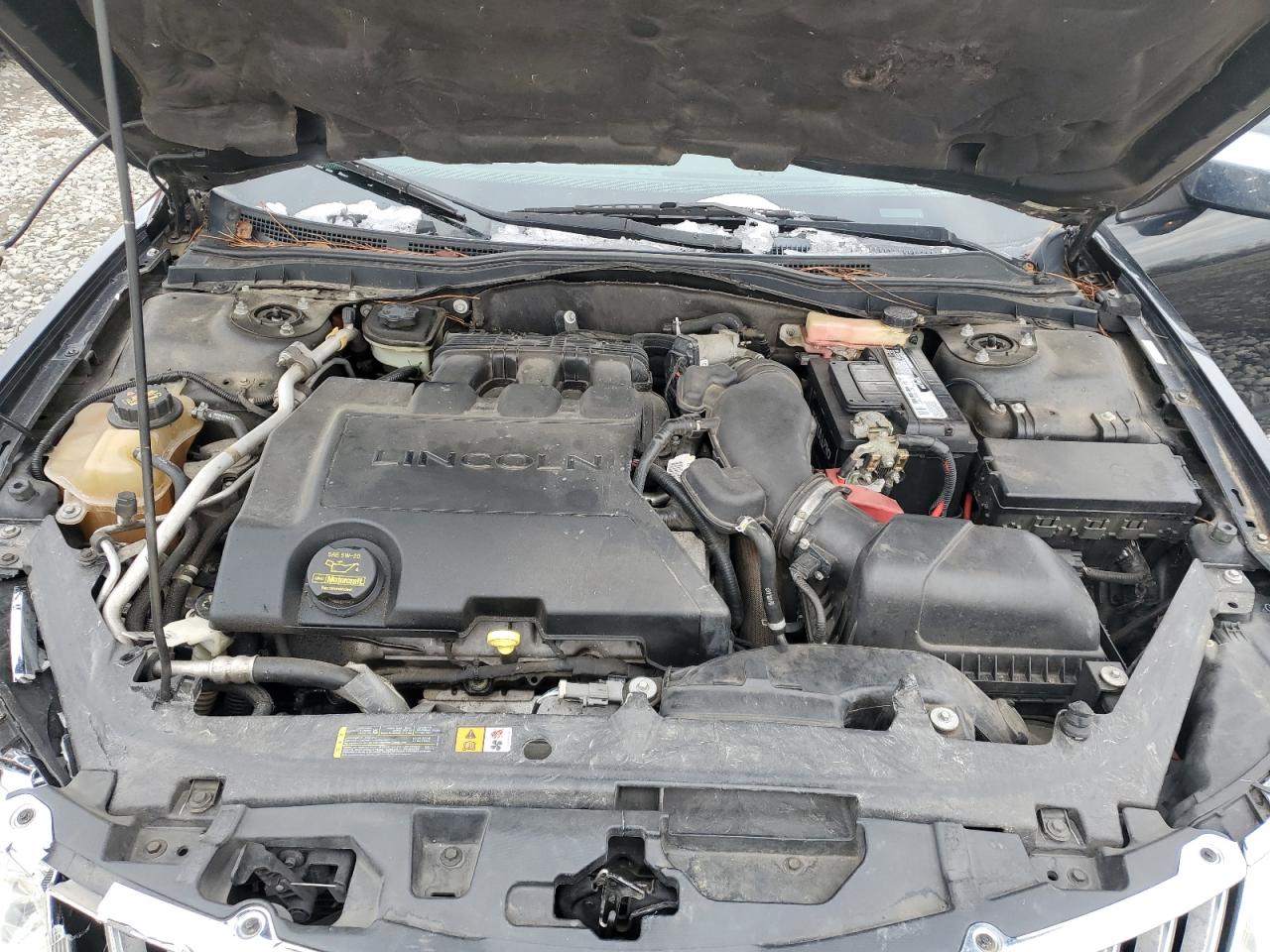 2010 Lincoln MKZ - Image 11