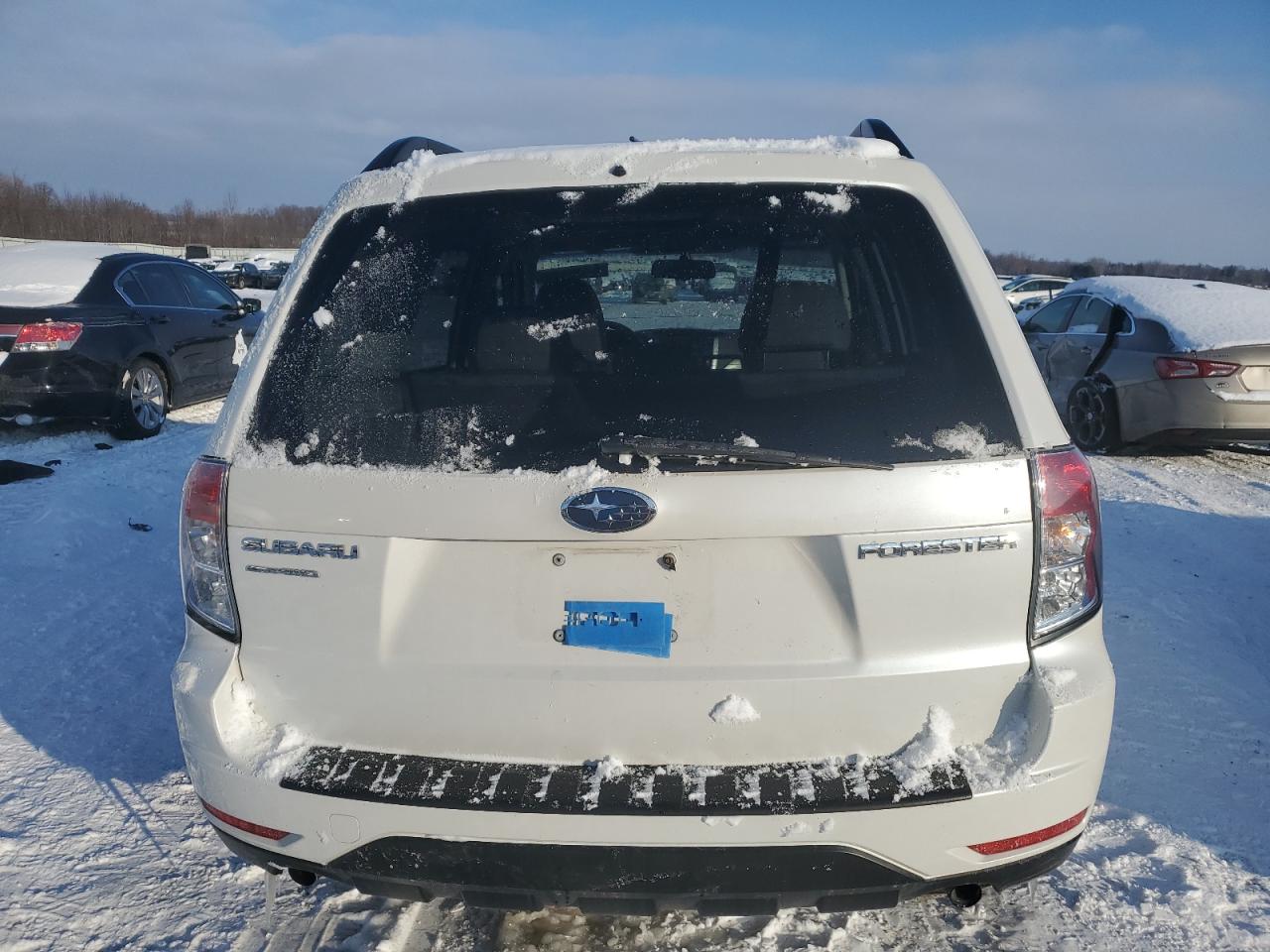 2010 Subaru Forester - Image 6