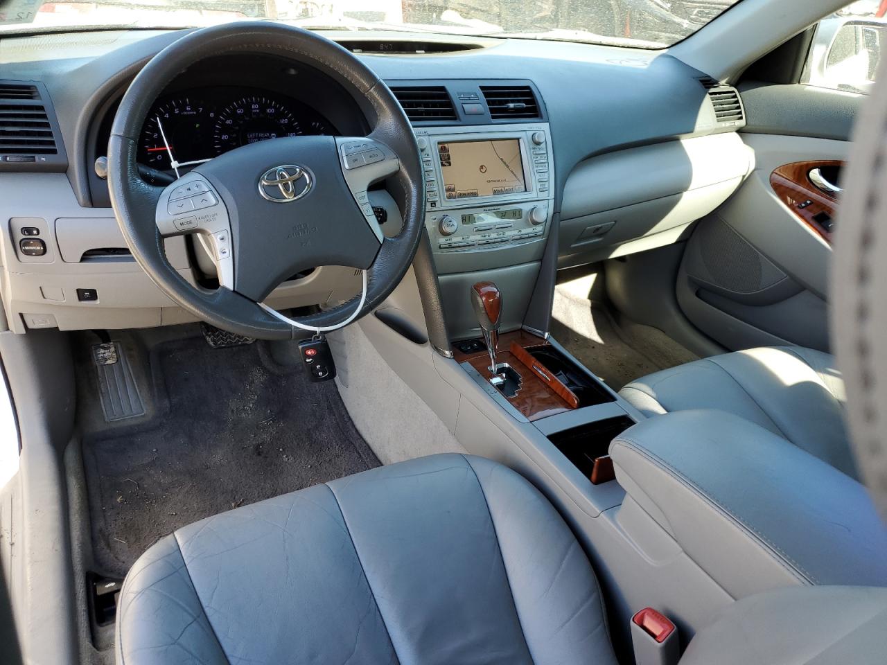 2011 Toyota Camry - Image 8