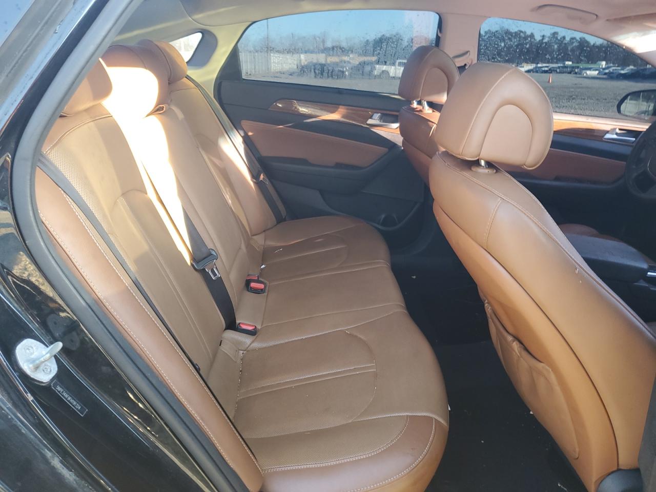 2015 Hyundai Sonata - Image 10