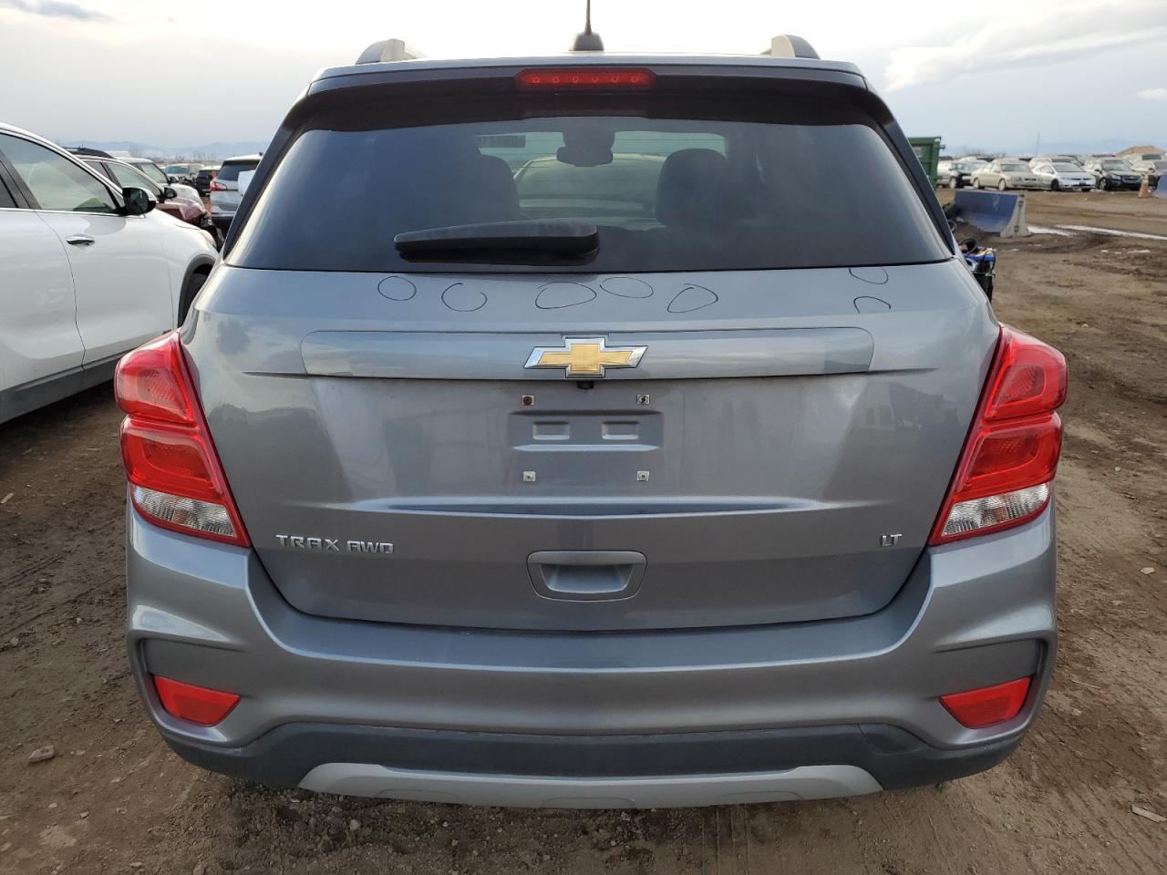 2020 Chevrolet Trax - Image 6