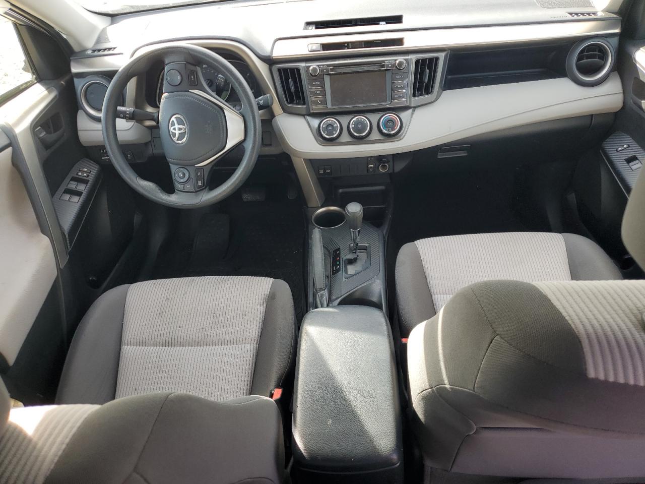 2015 Toyota RAV 4 - Image 8