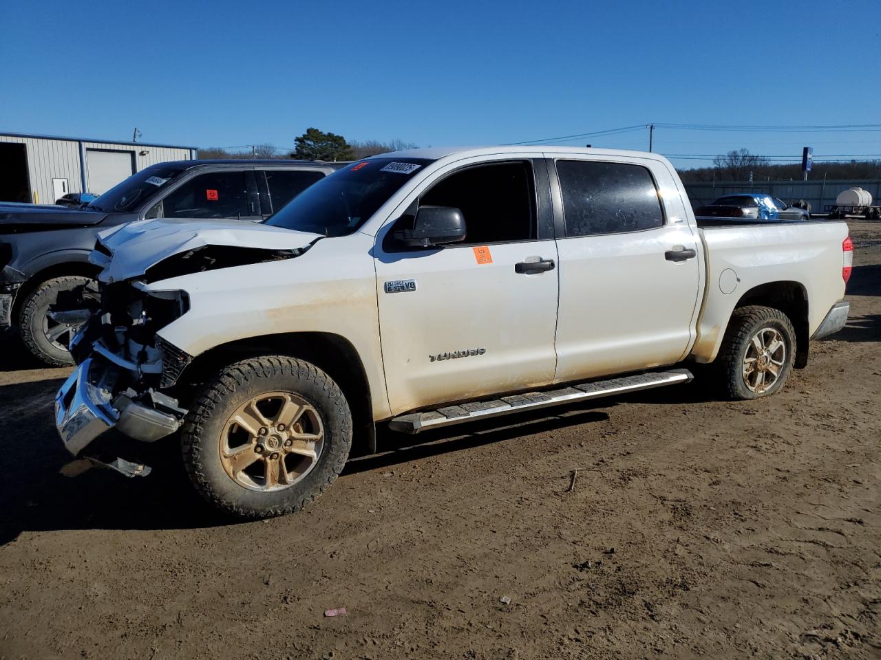 2015 Toyota Tundra - Image 1