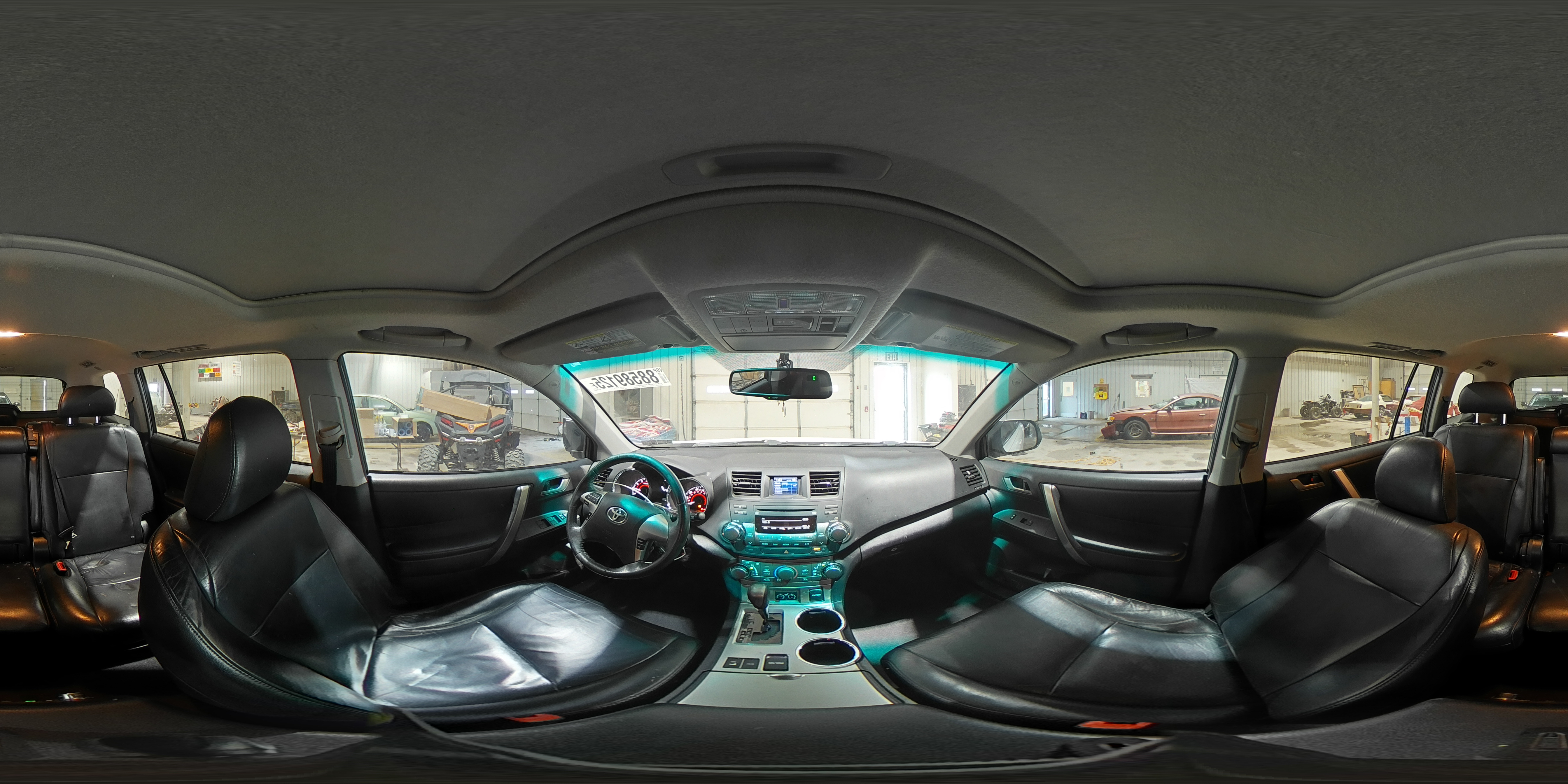 2012 Toyota Highlander - Image 15