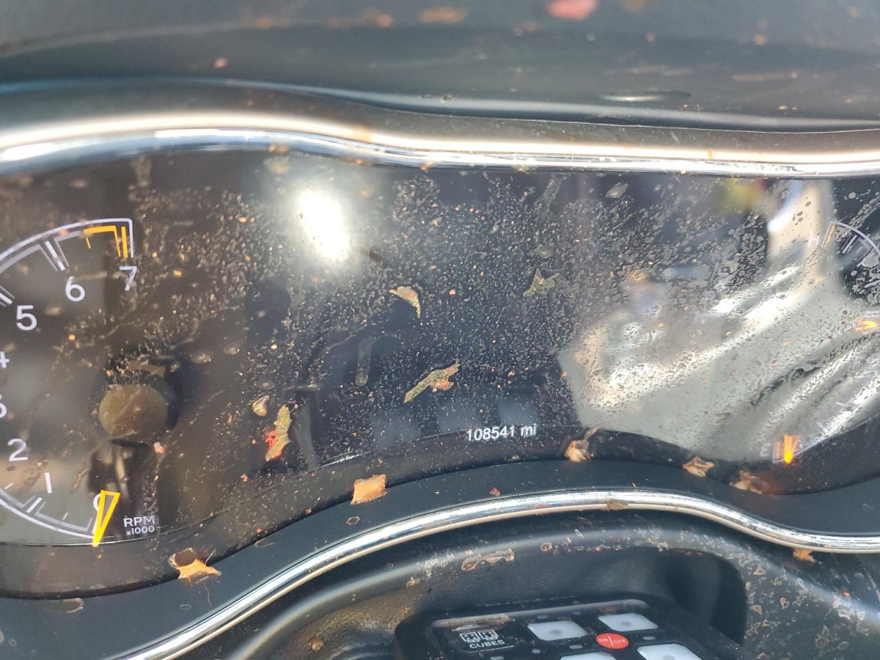 2015 Jeep Grand Cherokee - Image 9