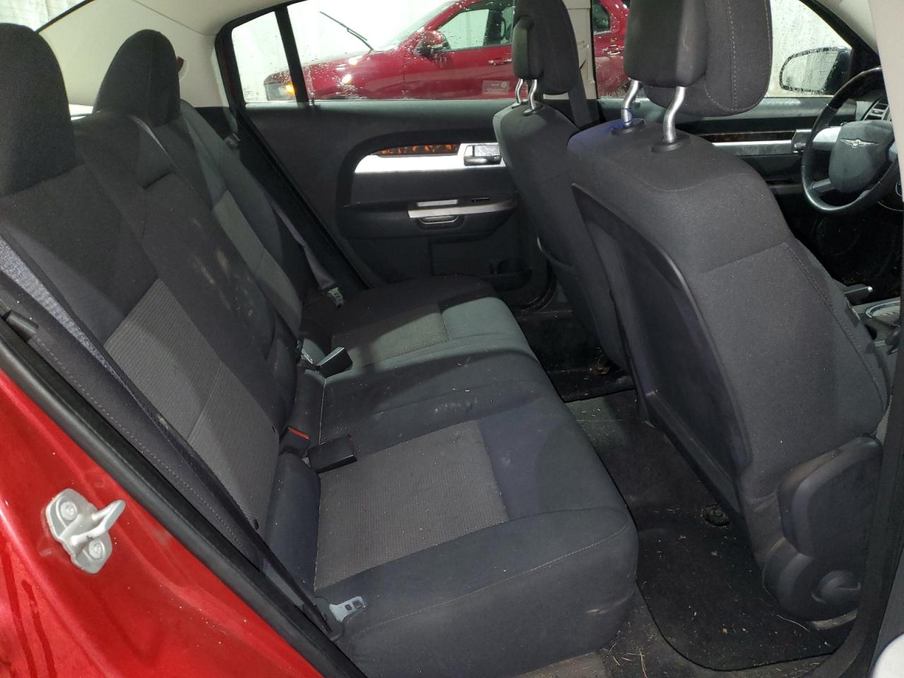 2010 Chrysler Sebring - Image 10