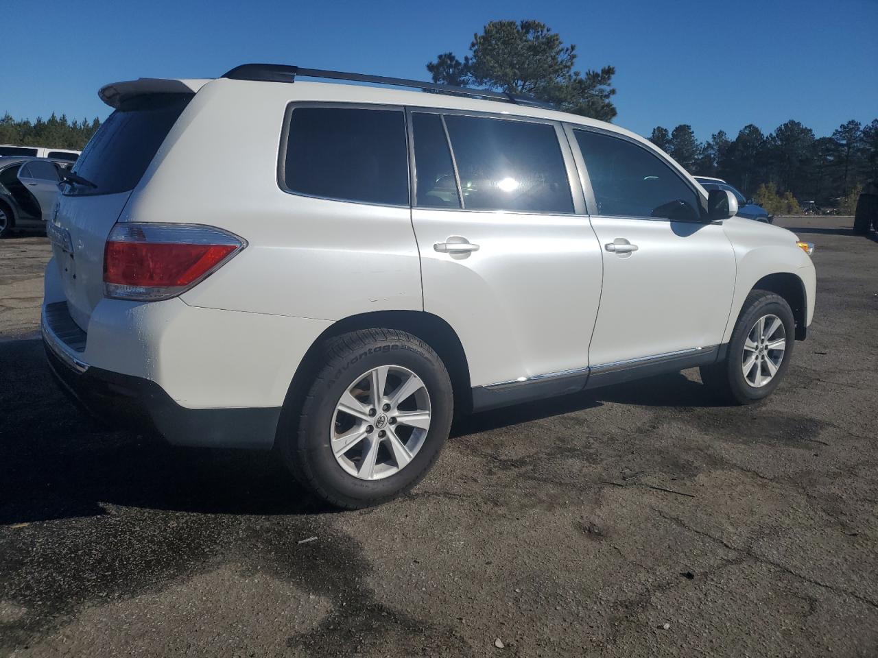 2013 Toyota Highlander - Image 3