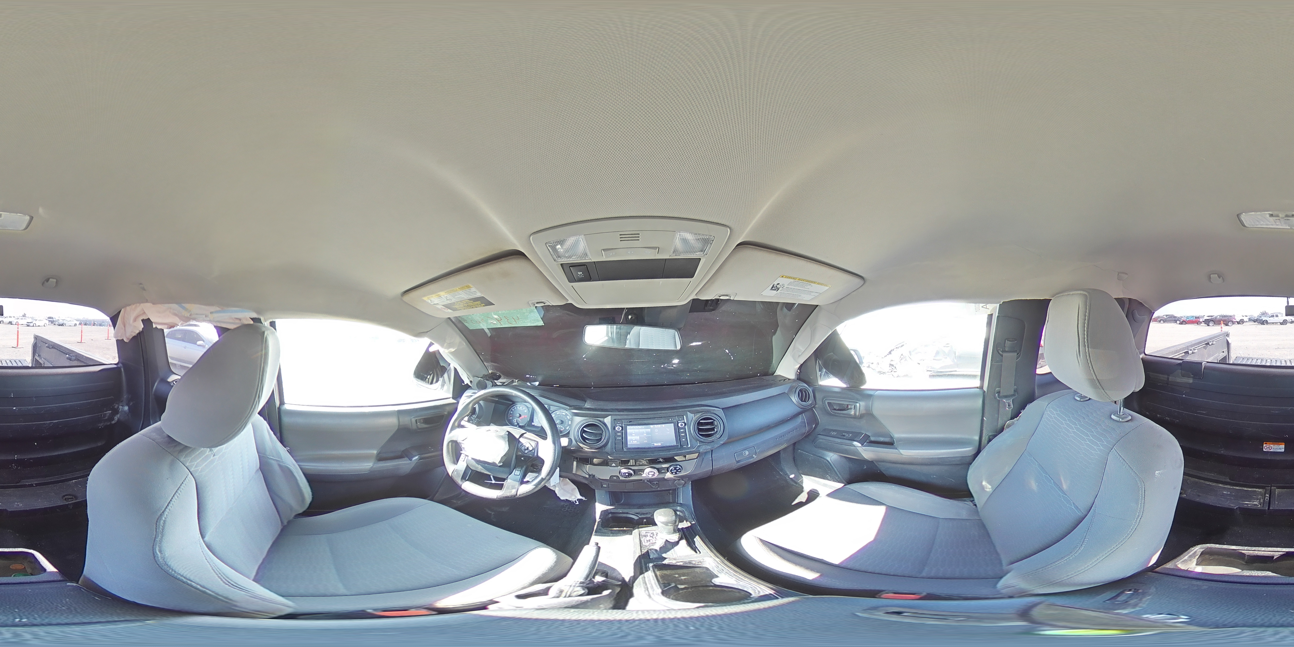 2018 Toyota Tacoma - Image 13