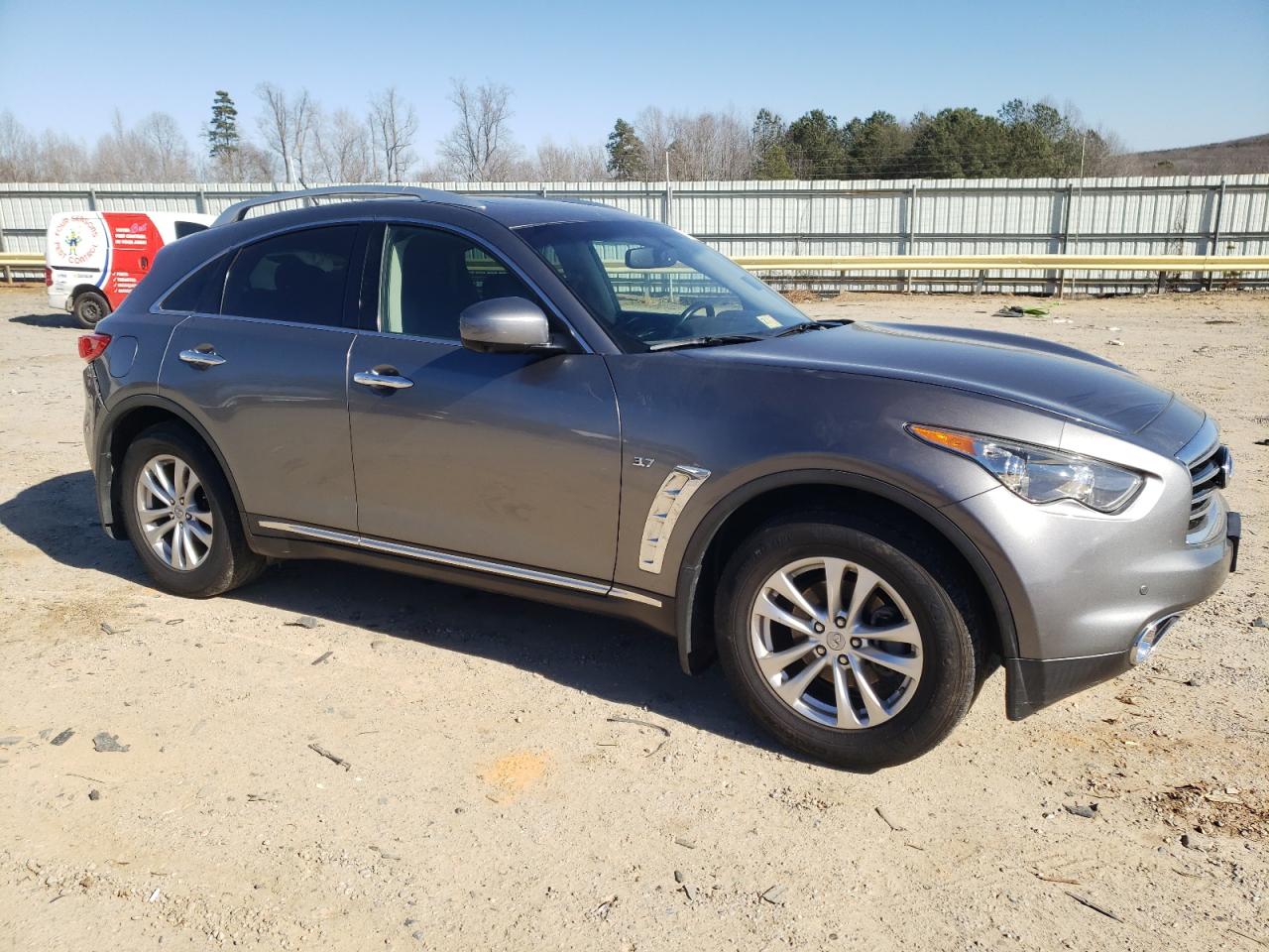 2015 Infiniti QX70 - Image 4