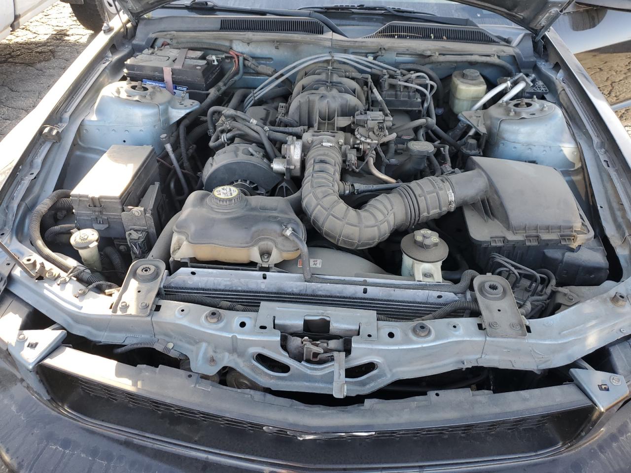 2005 Ford Mustang - Image 11